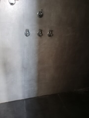 Attached Bathroom in 1.5 BHK Builder Floor at Sector 13 – for Rent