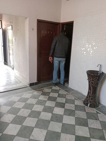 Building Lobby in 1.5 BHK Builder Floor at Sector 13 – for Rent