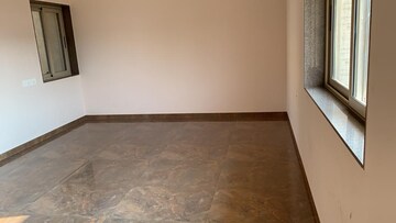 Room in 4 BHK Villa at Vaishnodevi Circle – for Sale