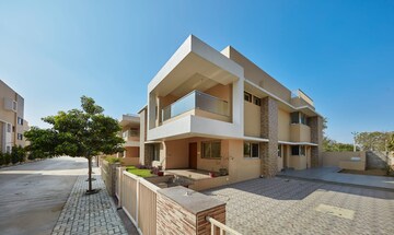 4 BHK Villa – Exterior View View at Vaishnodevi Circle - for Sale