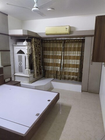 Kitchen in 3 BHK Apartment at Kailash Towers, Kandivali West – for Sale