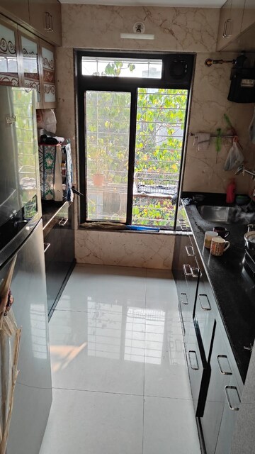 2 BHK Apartment For Rent in Thane West