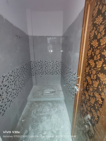 Bathroom in 2 BHK Independent House at Jankipuram Extension – for Sale