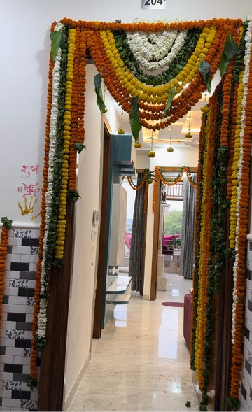 3 BHK Builder Floor – Exterior View View at Dwarka Mor - for Rent