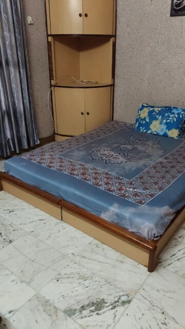 Bedroom in 3.5 BHK Apartment at Mansa Devi – for Rent