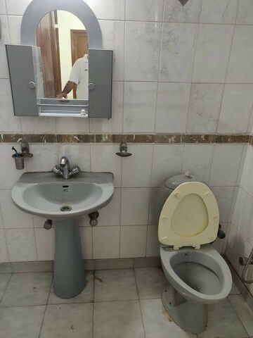 Bathroom in 3 BHK Apartment at Vasant Kunj – for Sale