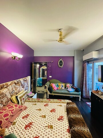 2 BHK Apartment For Rent in Ajnara Grand Heritage, Sector 74