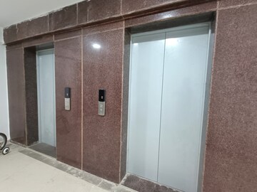 Building Lobby in 2 BHK Apartment at Vaibhavlaxmi East Syde, Ghatkopar East – for Rent