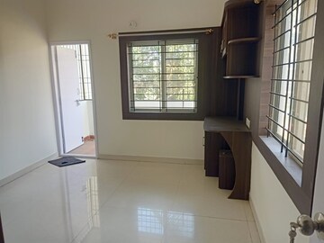 Room in 3 BHK Apartment at Mahadevpura – for Rent