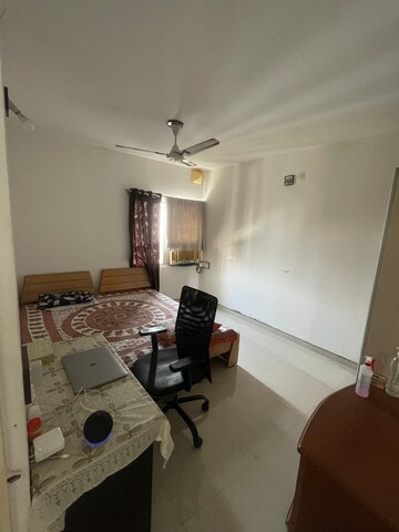 Room in 2 BHK Apartment at Bodakdev – for Rent