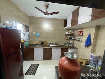 2 BHK Apartment For Rent in Bodakdev Ahmedabad  8135032