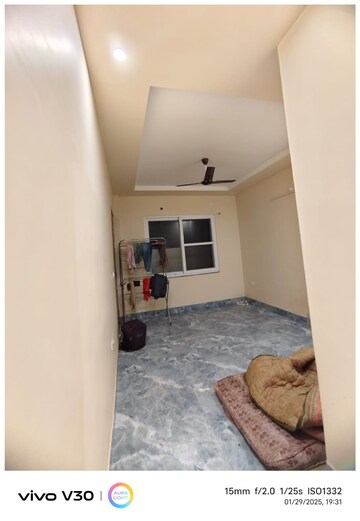 Room in 2 BHK Independent House at Gomti Nagar – for Rent