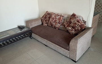2.5 BHK Builder Floor For Rent in Sahil Heights Noida, Sector 121
