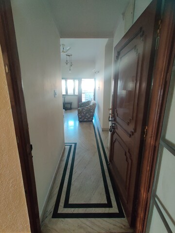 Building Lobby in 3 BHK Apartment at Indiranagar – for Rent