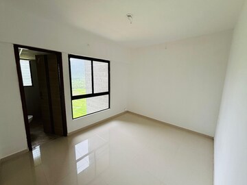 Room in 1 BHK Apartment at Wadhwa Wise City, Old Panvel – for Rent