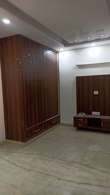 Bedroom in 2 BHK Builder Floor at Paschim Vihar – for Rent