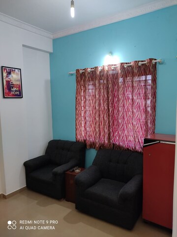 Living Room in 1 BHK Apartment at Indiranagar – for Rent