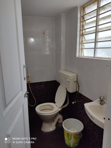 Bathroom in 1 BHK Apartment at Indiranagar – for Rent