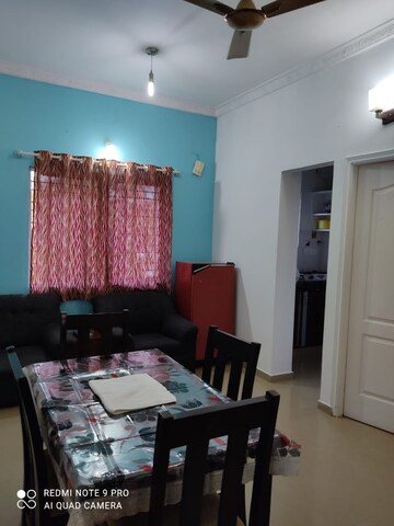 Living Room in 1 BHK Apartment at Indiranagar – for Rent