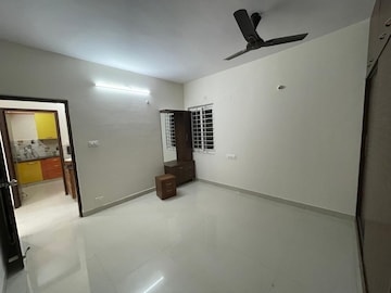 Room in 2.5 BHK Apartment at Trishala Luxor Apartments, Kondapur – for Sale