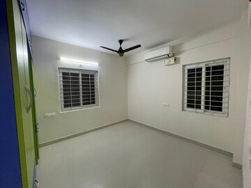 Room in 2.5 BHK Apartment at Trishala Luxor Apartments, Kondapur – for Sale