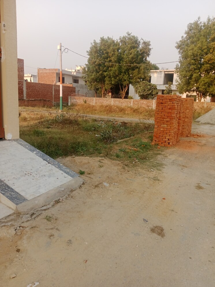 Exterior View, krishna nagar  114 Sq.Yd. Plot In Krishna Nagar Meerut 8135210