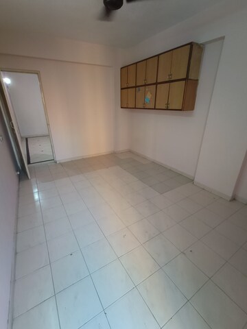 Room in 3 BHK Apartment at Satellite – for Sale