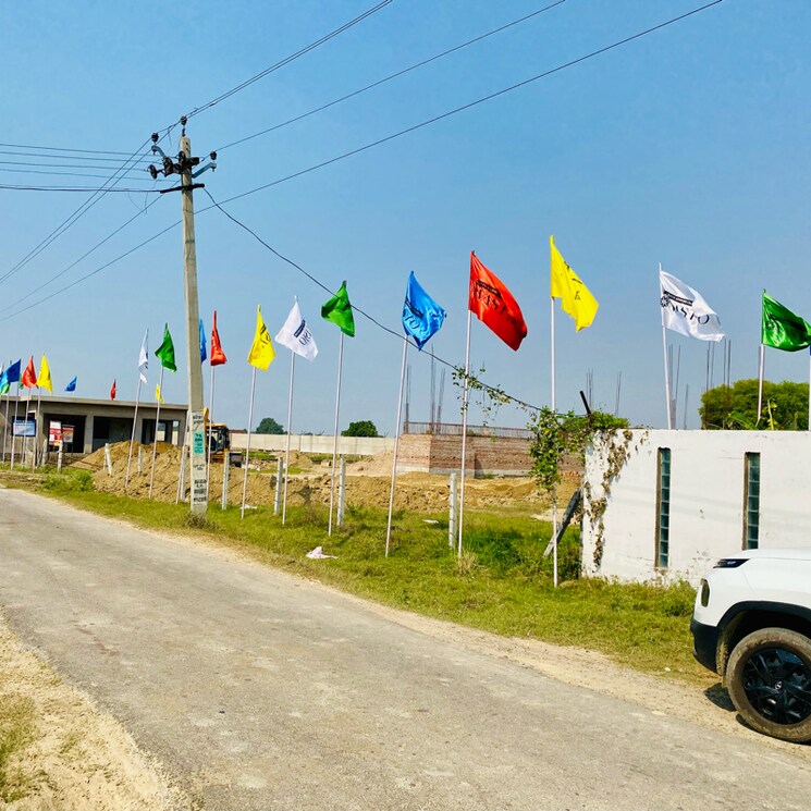  Parking, ljk-vasto  1250 Sq.Ft. Plot In Makhdoompur Kaithi Lucknow 8135222