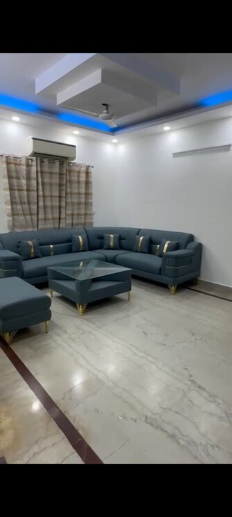 2 BHK Builder Floor For Rent in Ramesh Nagar Delhi  8135231