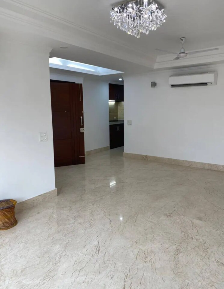 Bedroom, shivalik colony 3 Bedroom 190 Sq.Yd. Builder Floor In Shivalik Colony Delhi 8135275