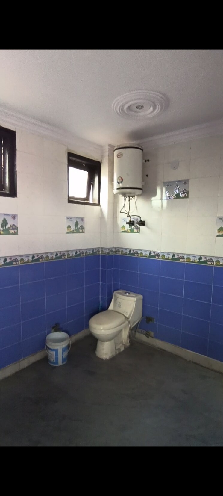 Bathroom, janta colony 1.5 Bedroom 50 Sq.Yd. Builder Floor In Janta Colony Delhi 8135330