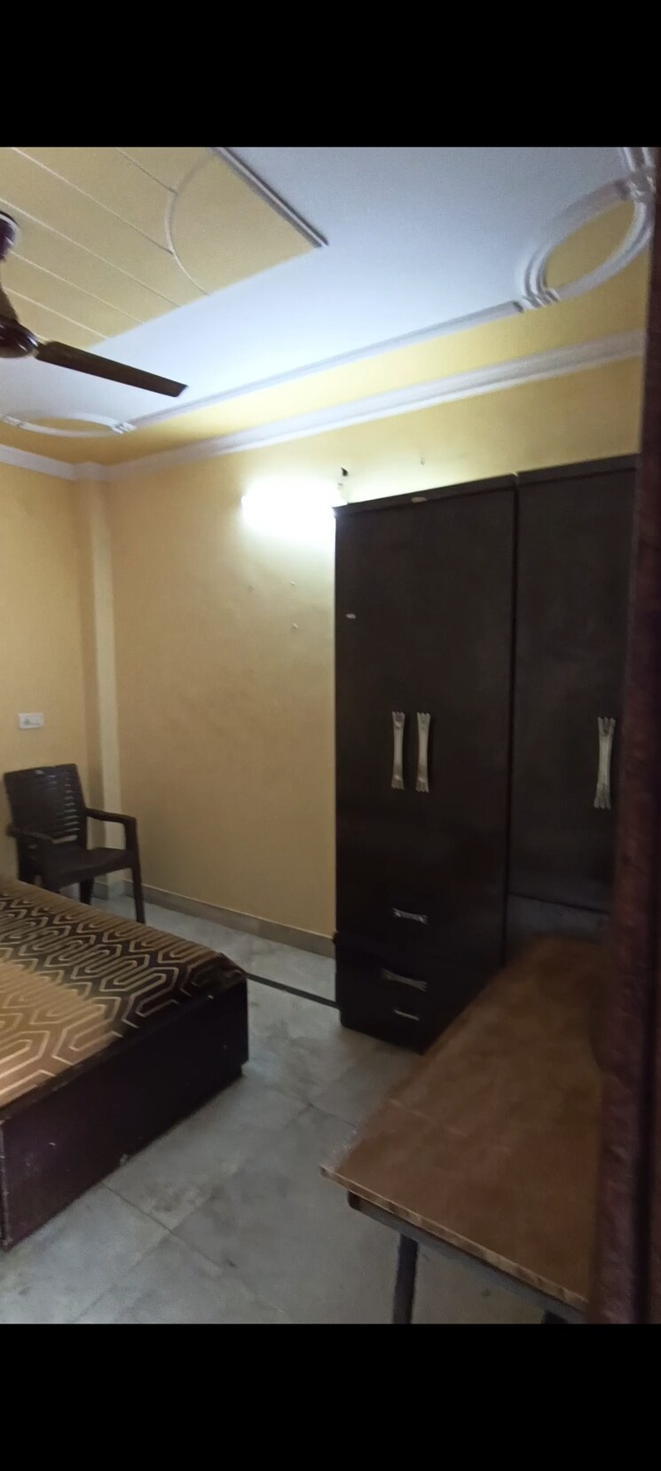 Living Room, janta colony 1.5 Bedroom 50 Sq.Yd. Builder Floor In Janta Colony Delhi 8135330