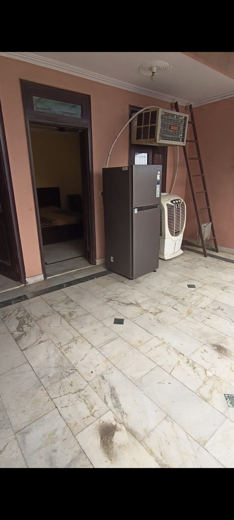 undefined, janta colony 1.5 Bedroom 50 Sq.Yd. Builder Floor In Janta Colony Delhi 8135330