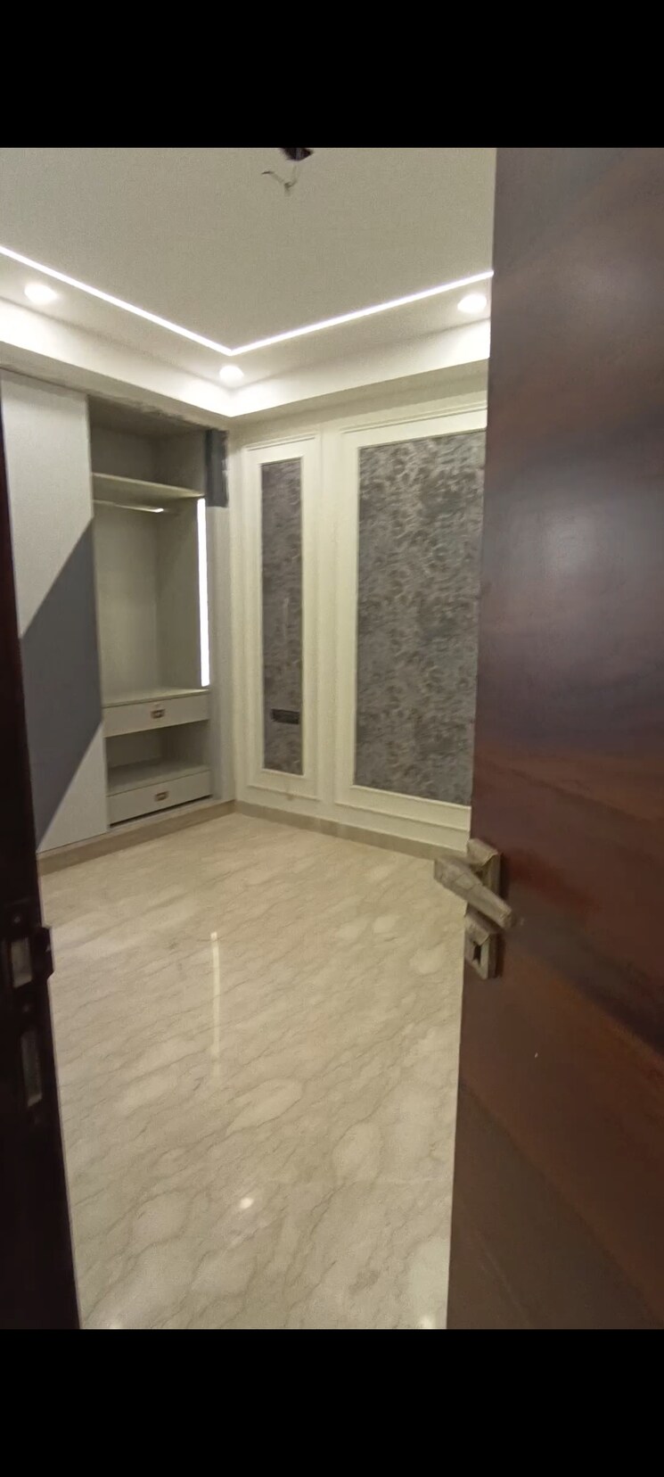 Room, mansarover garden 3 Bedroom 150 Sq.Yd. Builder Floor In Mansarover Garden Delhi 8135355