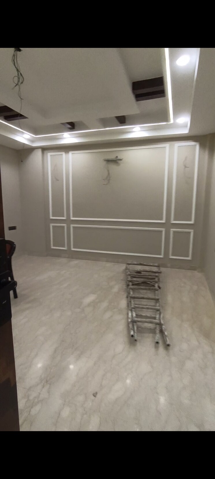 Room, mansarover garden 3 Bedroom 150 Sq.Yd. Builder Floor In Mansarover Garden Delhi 8135355