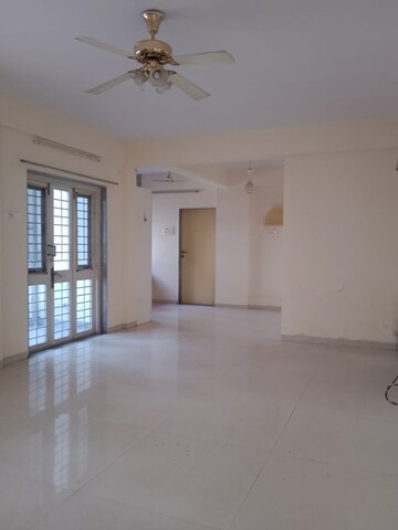Room in 3 BHK Apartment at Baner – for Rent