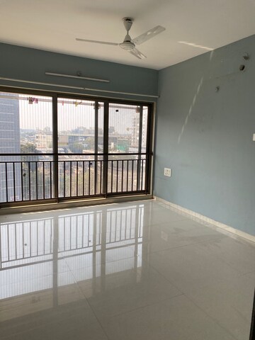Room in 2 BHK Apartment at Panchsheel CHS Ghatkopar, Ghatkopar East – for Rent