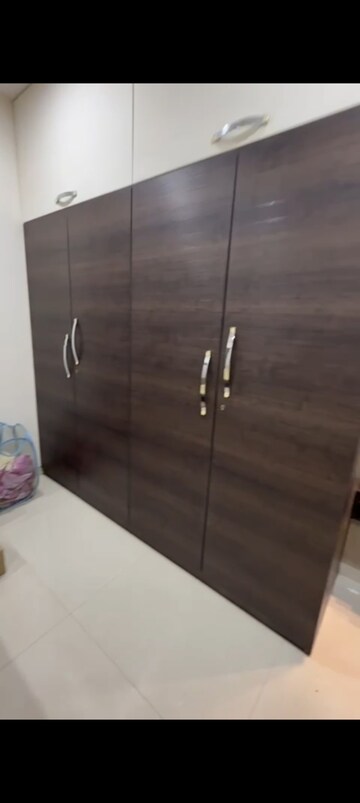 Furnished Amenities in 1 BHK Apartment at Galaxy CHS Kurla, Kurla West – for Rent
