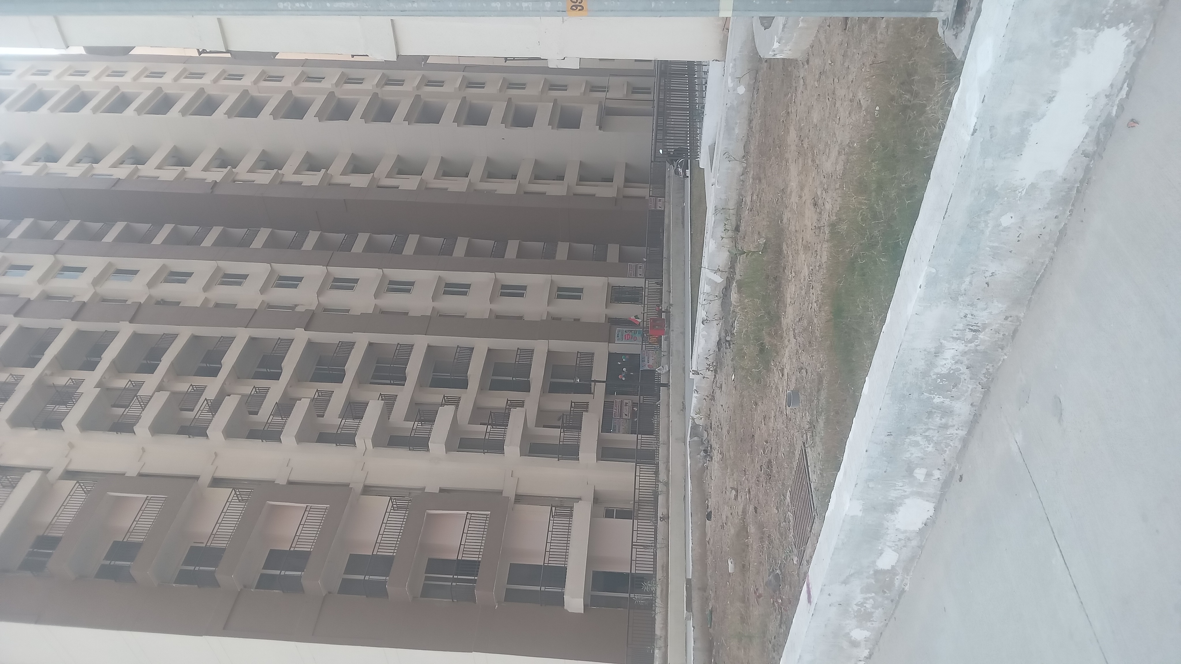 3 BHK 1115 Sq.Ft. Apartment in Amrapali Kingswood