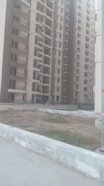 3 BHK 1115 Sq.Ft. Apartment in Amrapali Kingswood