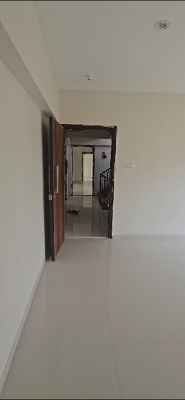 Room in 2 BHK Apartment at Chembur – for Sale