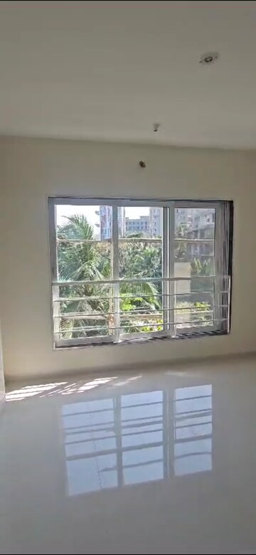 Room in 2 BHK Apartment at Chembur – for Sale