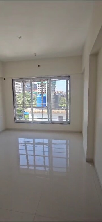Room in 2 BHK Apartment at Chembur – for Sale