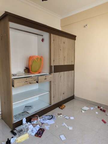 Furnished Amenities in 1 BHK Builder Floor at Halasuru – for Rent