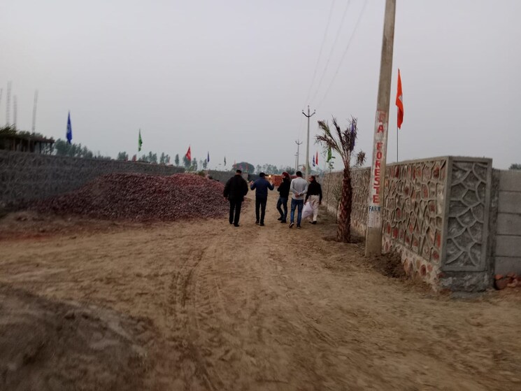 Exterior View, upsidc site b  100 Sq.Yd. Plot In Upsidc Site B Greater Noida 8135444