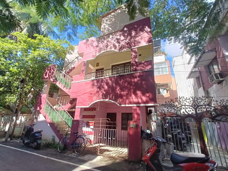 Exterior View, kodambakkam 5 Bedroom 1000 Sq.Ft. Independent House In Kodambakkam Chennai 8135455