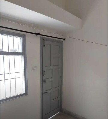 Room in 2 BHK Builder Floor at Sector 23 – for Rent