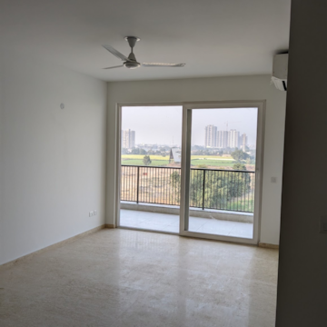 Room in 4 BHK Builder Floor at DLF Gardencity Enclave, Sector 93 – for Rent