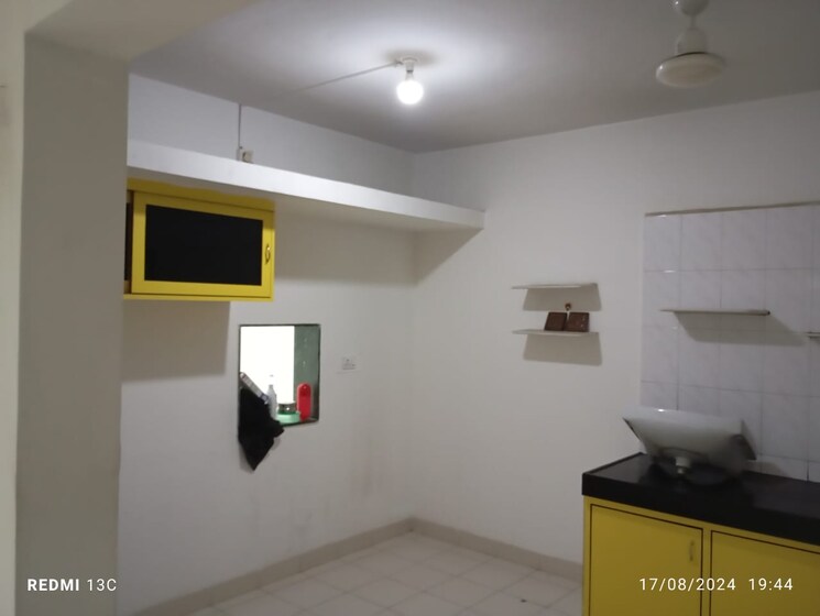 Master Bedroom, oxford-comforts 2 Bedroom 850 Sq.Ft. Apartment In Wanwadi Pune 8135461