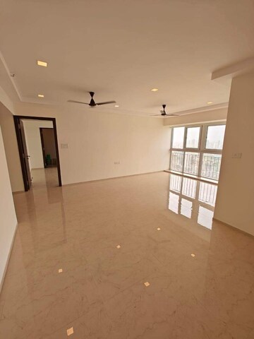Room in 2 BHK Apartment at Ruparel Ariana, Parel – for Rent
